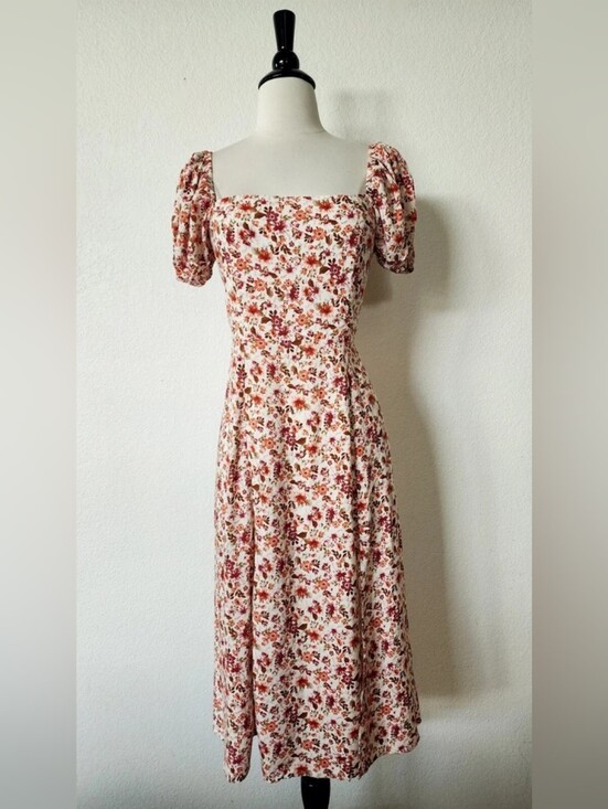 Dresses & Skirts - Floral Puff-Sleeve Square Neck Midi Dress in Cream and Red